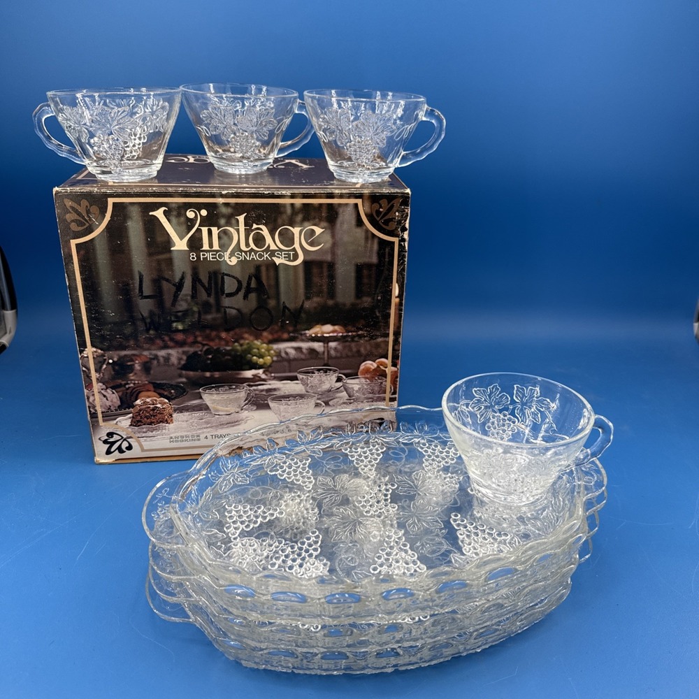 Vintage Anchor Hocking 8-Piece Snack Set Grape Pattern w/ Box Cups & Dishes